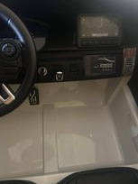 Dvivietis vaikams elektromobilis