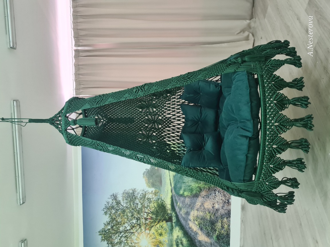 Gaminu pakabinamus krėslus-hamakus