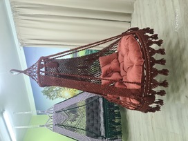 Gaminu pakabinamus krėslus-hamakus