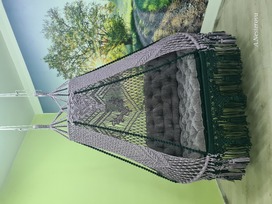 Gaminu pakabinamus krėslus-hamakus