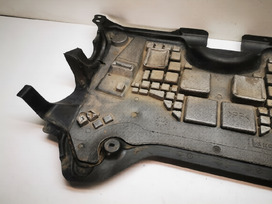 Mercedes-Benz C W204 Variklio dugno apsauga