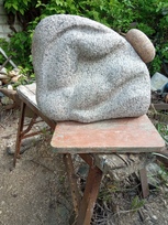 "Rūtų vainikėlį po kojų pamynė..."