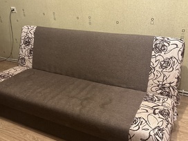Nemokamai atiduočiau Sofa