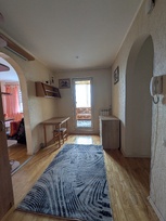 1kamb.butas su holu nuomai