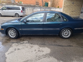 VOLVO S80