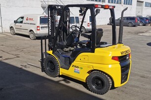 Dyzelinis autokrautuvas HYUNDAI 25D-9