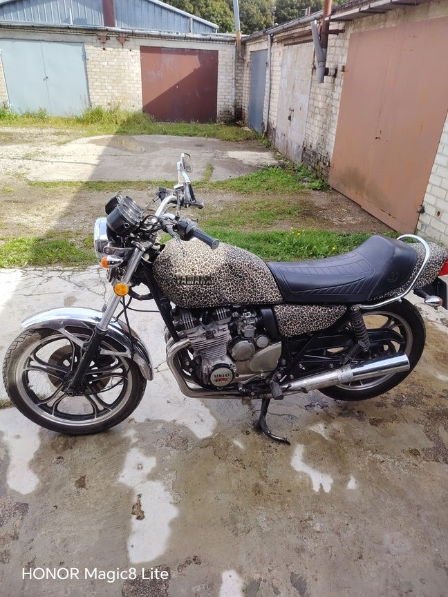 Yamaha XJ  1200 eurų