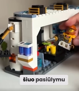 LEGO rinkiniai.