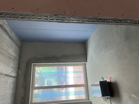 3 KAMB. 73,28 kvm APARTAMENTAI SU JAUKIA TERASA Į RAMŲ IR UŽDARĄ VIDINĮ KIEMĄ PAUPYJE