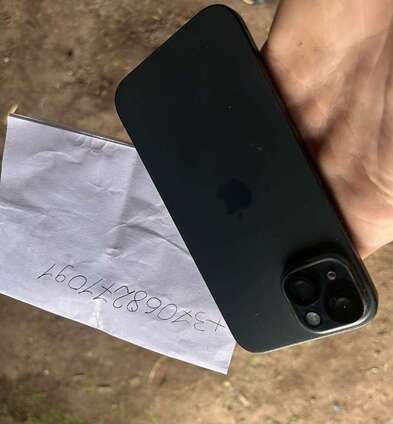 Parduodu Puiku Naudota iPhone 15 128GB telefoną